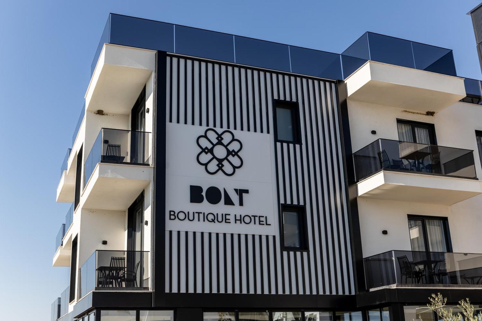 Bolt Boutique Hotel Lezhë Екстериор снимка