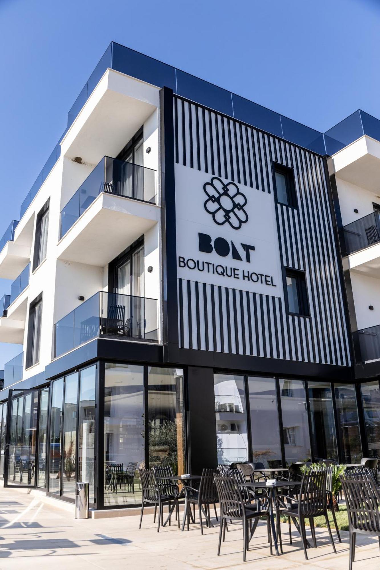Bolt Boutique Hotel Lezhë Екстериор снимка