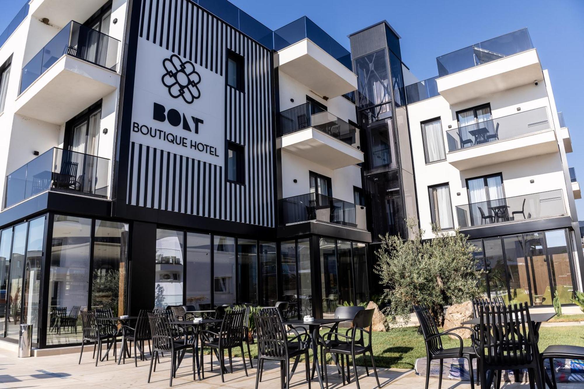Bolt Boutique Hotel Lezhë Екстериор снимка