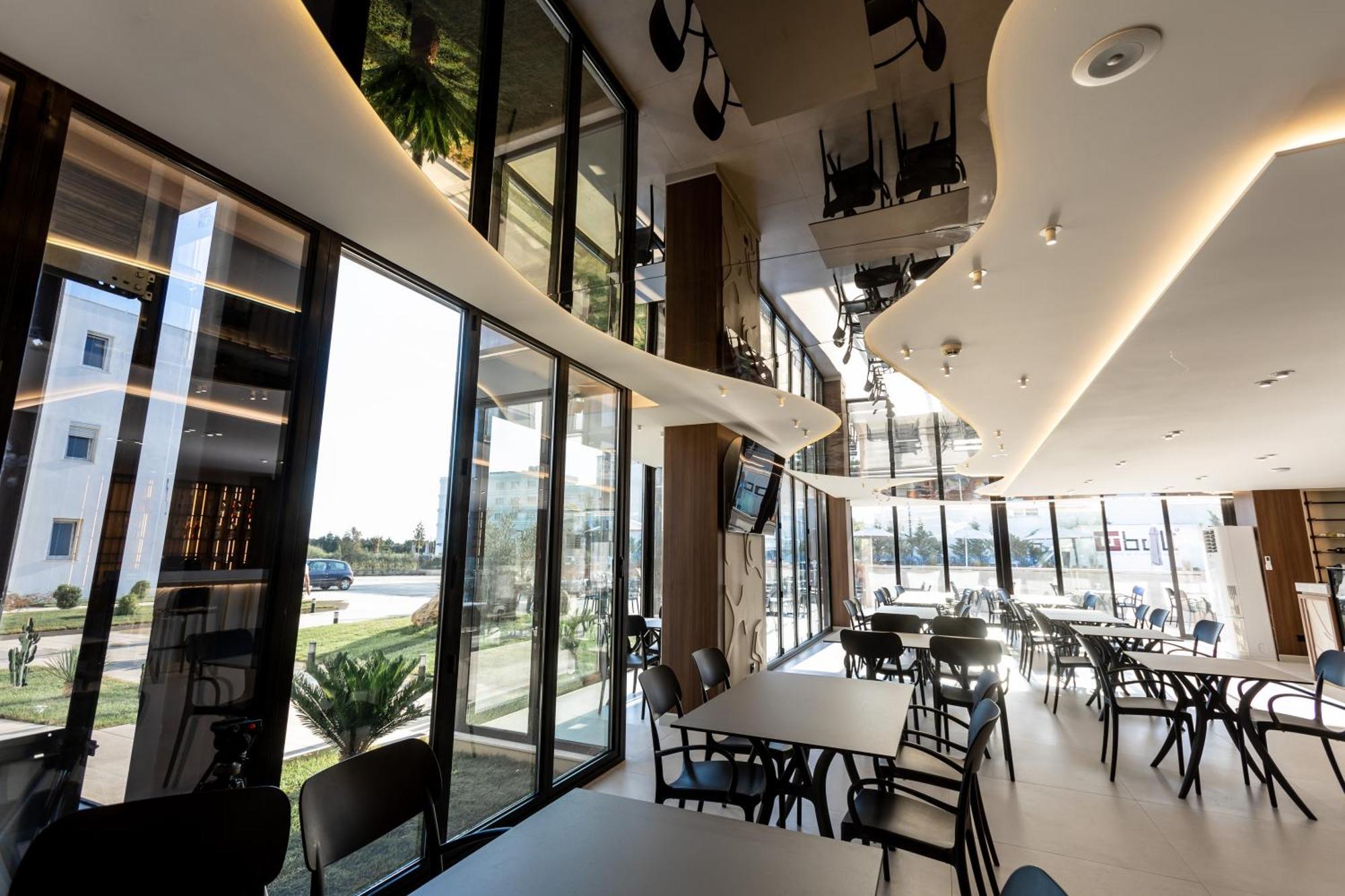 Bolt Boutique Hotel Lezhë Екстериор снимка