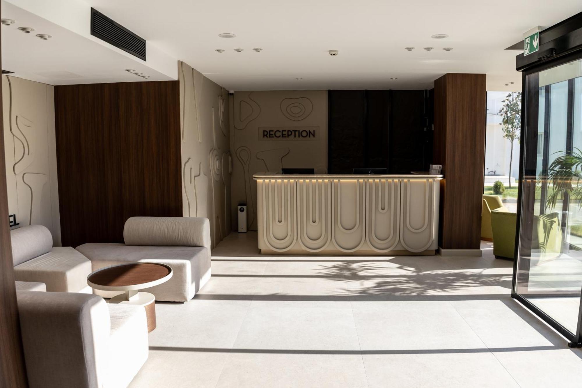 Bolt Boutique Hotel Lezhë Екстериор снимка