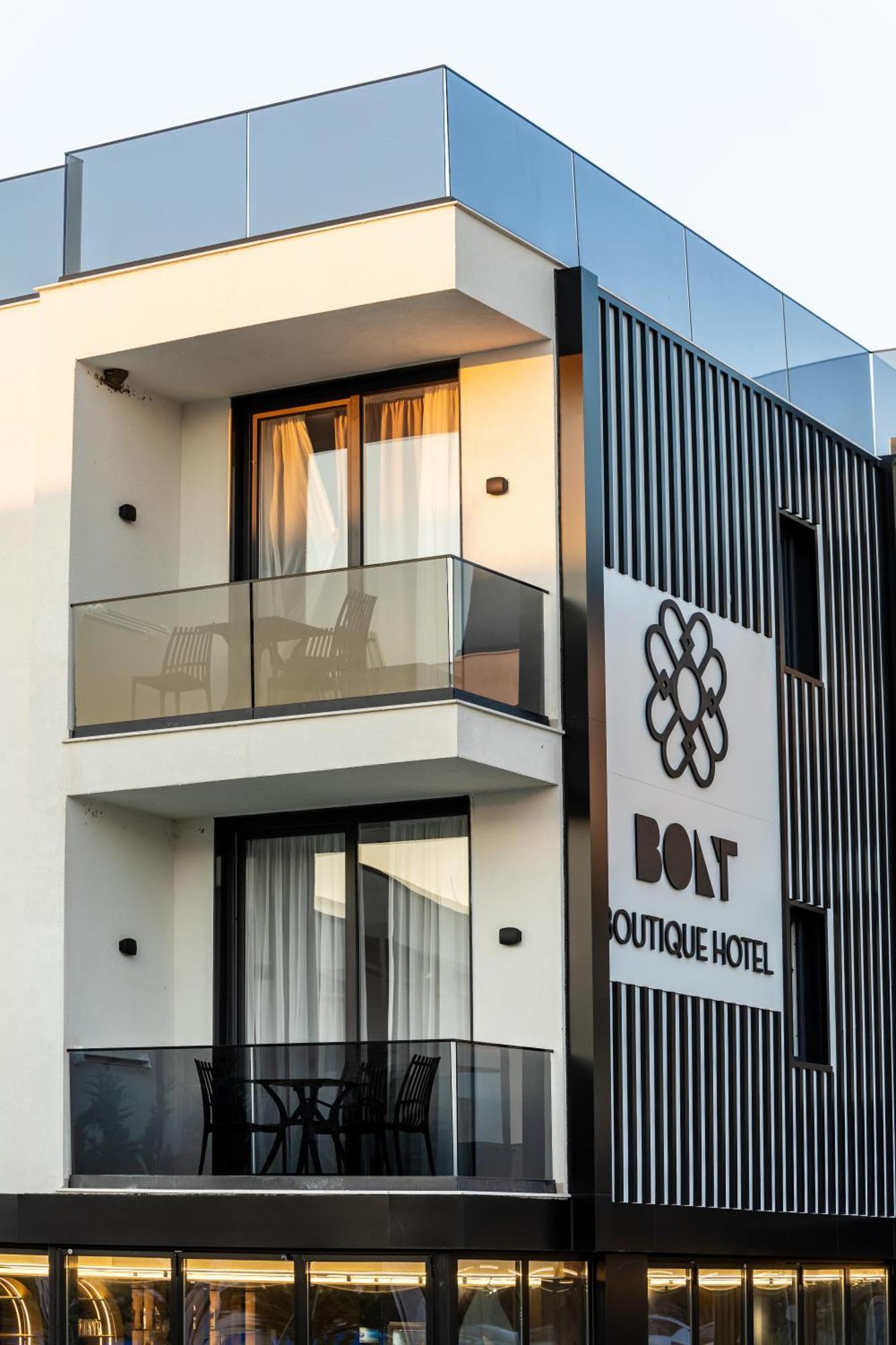 Bolt Boutique Hotel Lezhë Екстериор снимка