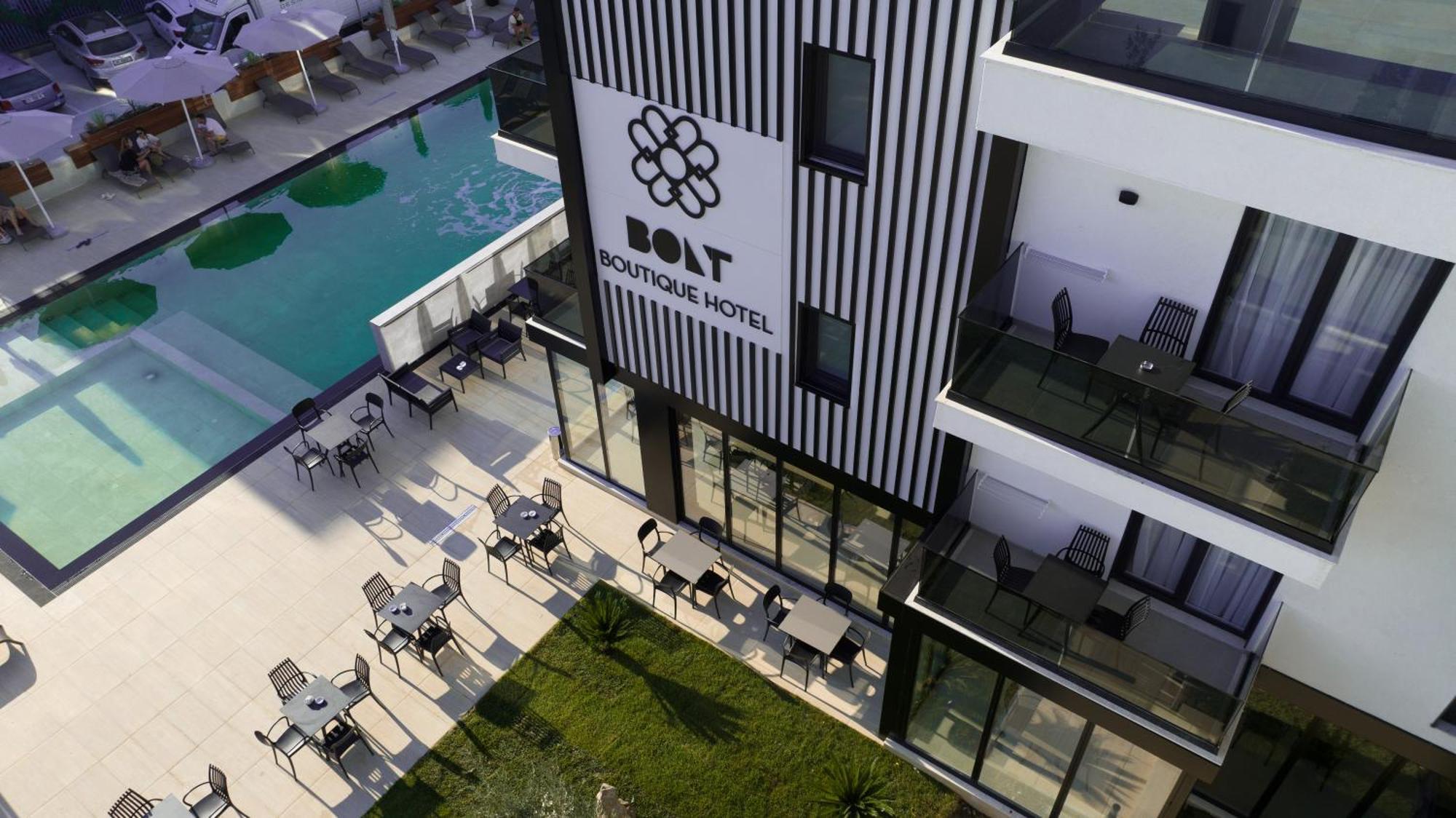 Bolt Boutique Hotel Lezhë Екстериор снимка