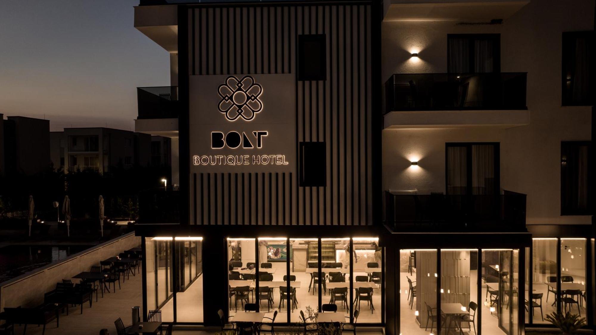 Bolt Boutique Hotel Lezhë Екстериор снимка