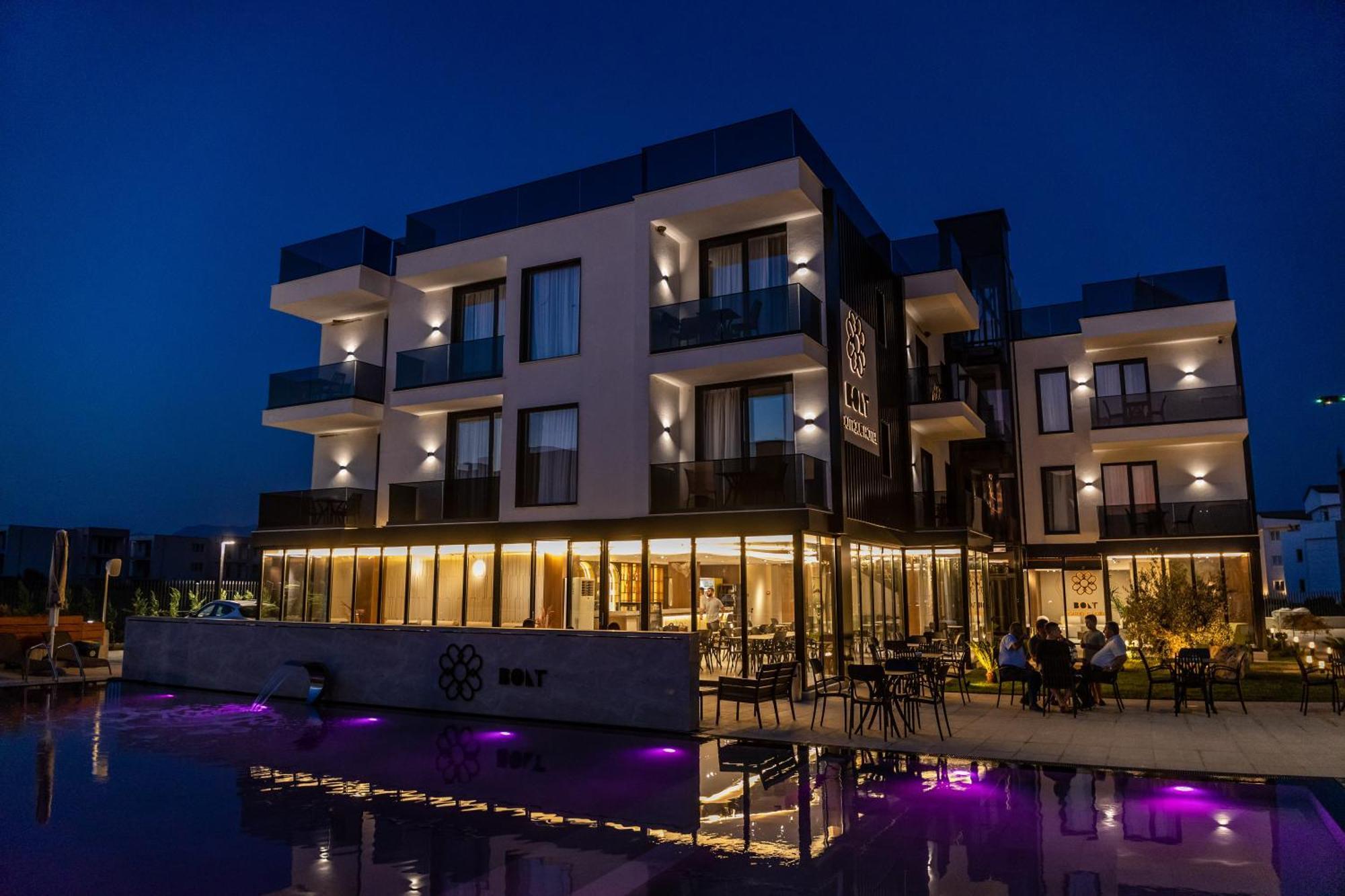 Bolt Boutique Hotel Lezhë Екстериор снимка