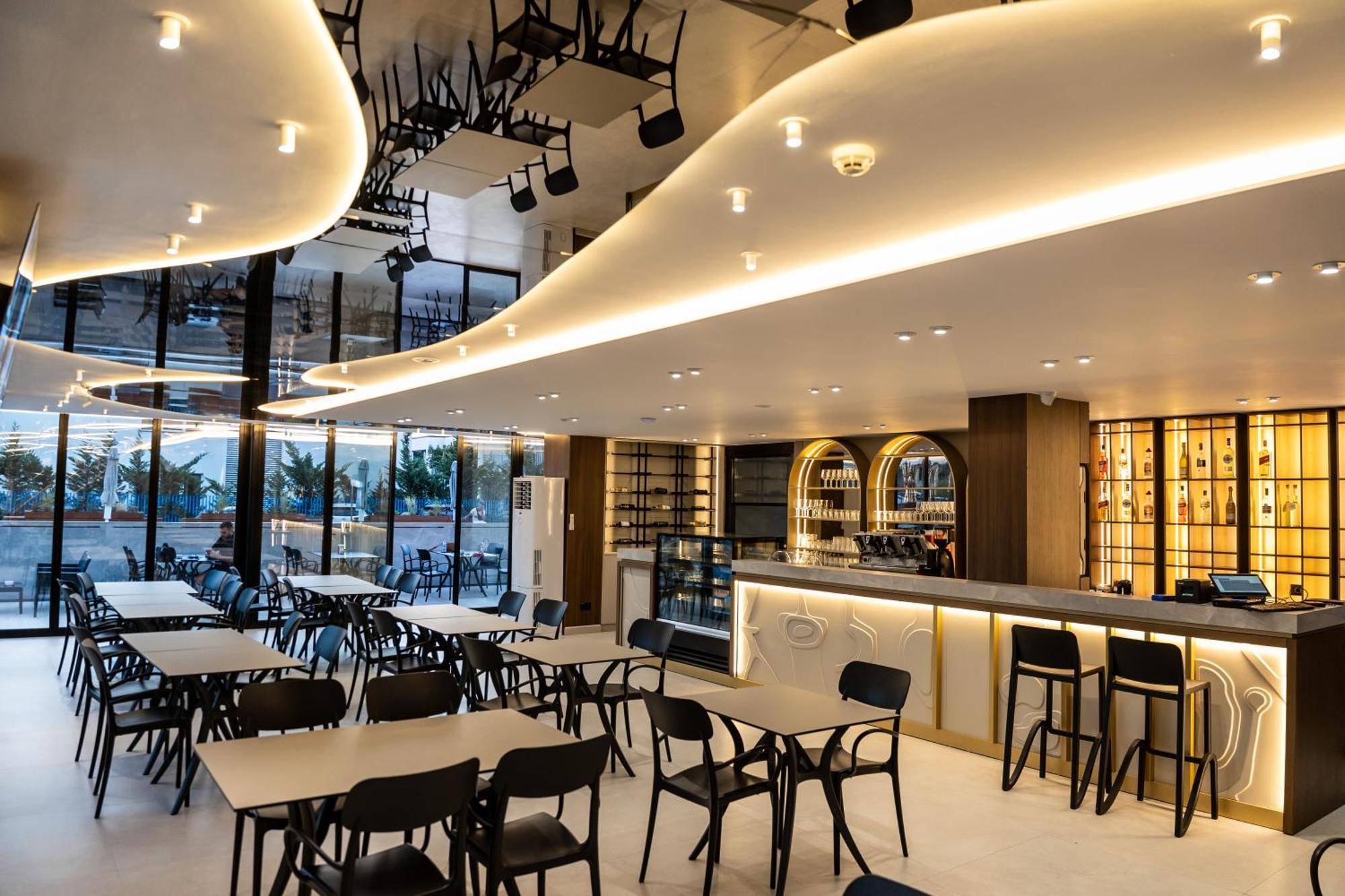 Bolt Boutique Hotel Lezhë Екстериор снимка