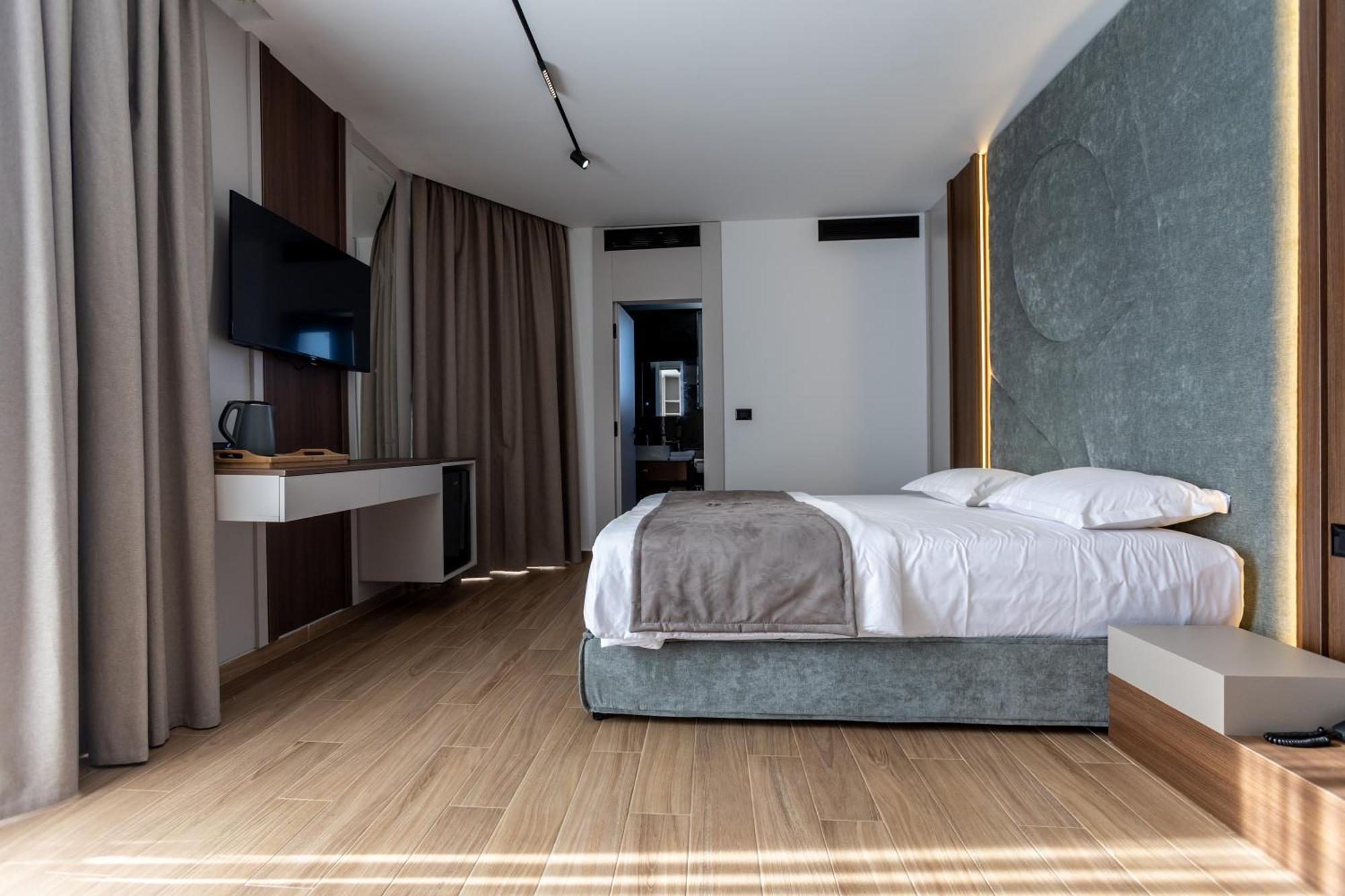 Bolt Boutique Hotel Lezhë Екстериор снимка