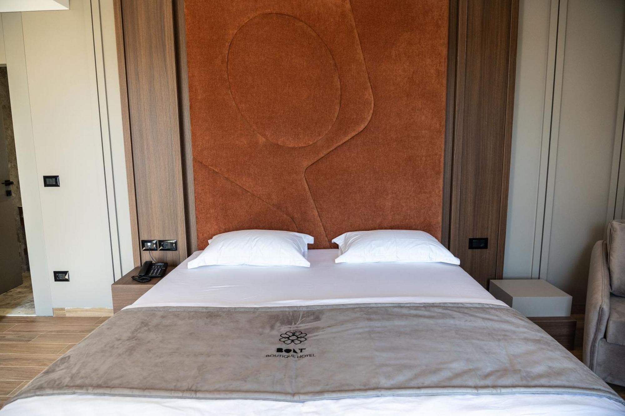 Bolt Boutique Hotel Lezhë Екстериор снимка