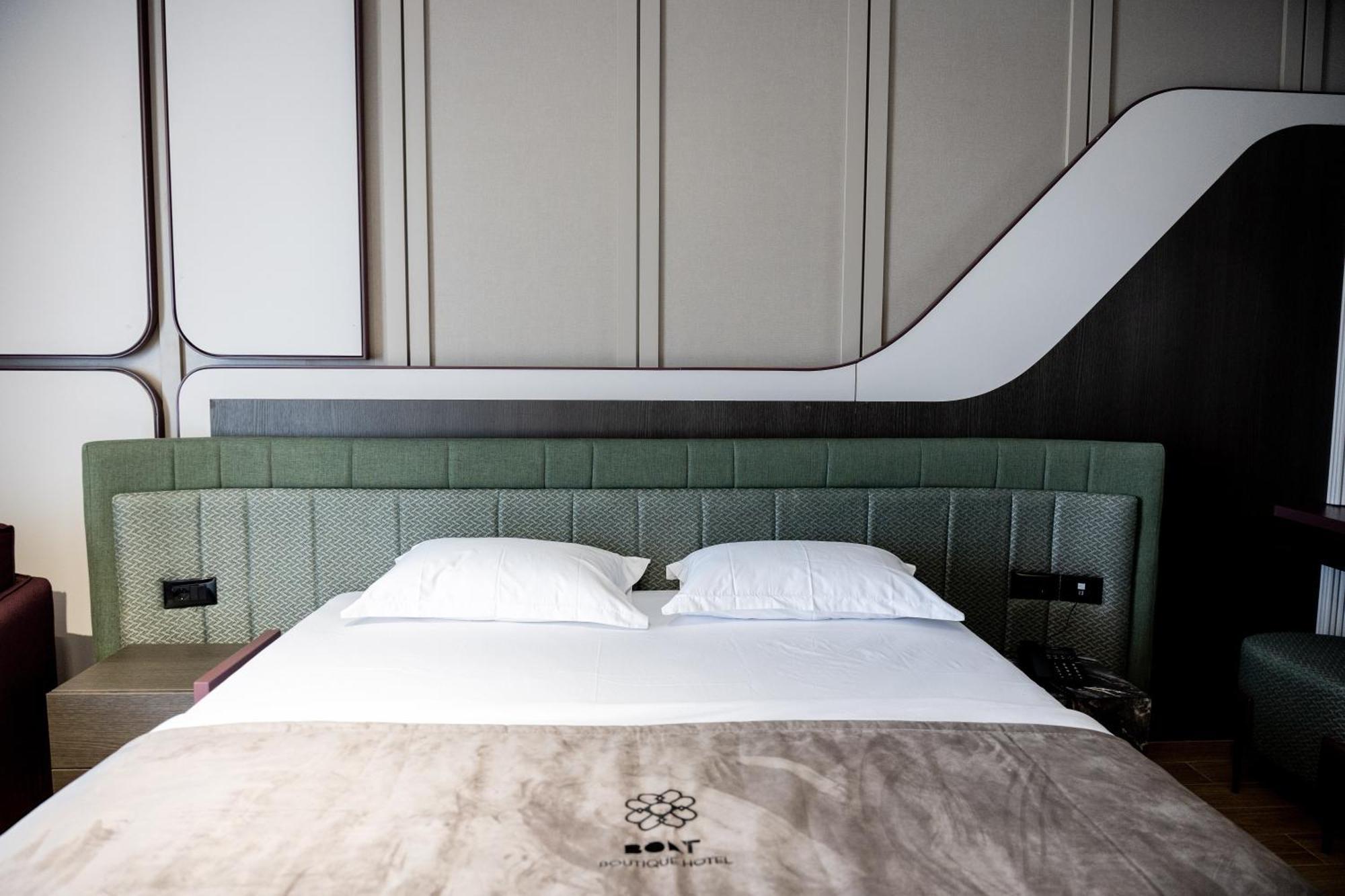 Bolt Boutique Hotel Lezhë Екстериор снимка