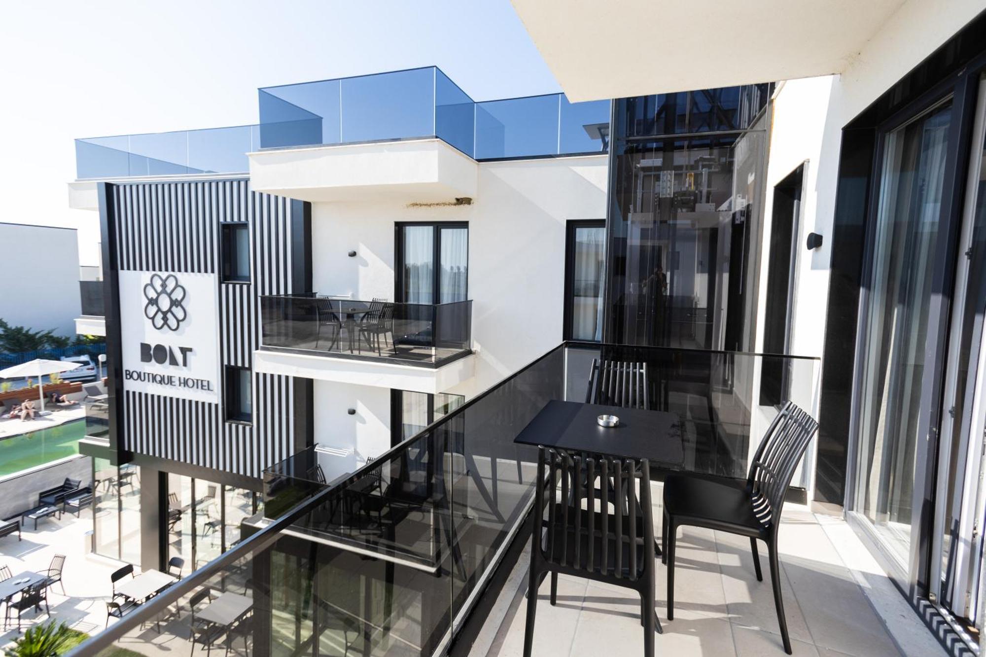 Bolt Boutique Hotel Lezhë Екстериор снимка