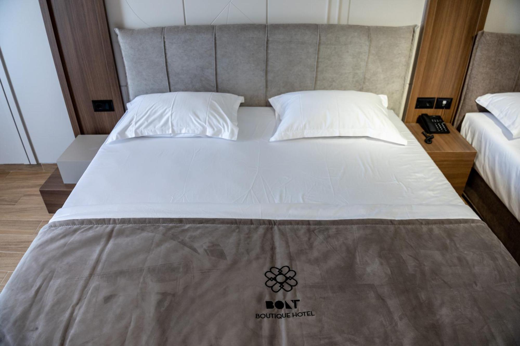 Bolt Boutique Hotel Lezhë Екстериор снимка